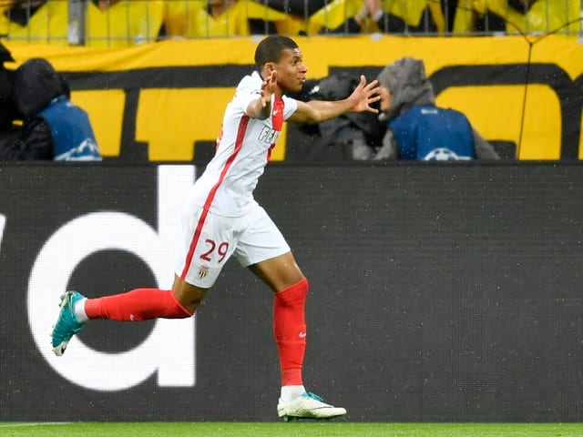 Kylian Mbappé jubelt. Kylian Mbappé jubelt.