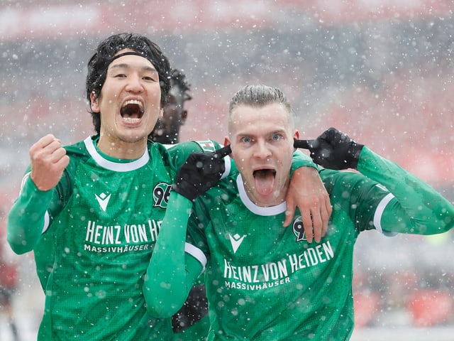Genki Haraguchi und Marvin Ducksch