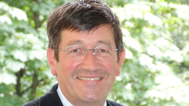 Porträtbild von Christoph Schwarz abtretender Direktor der Interkantonalen Polizeischule Hitzkirch. Porträtbild von Christoph Schwarz abtretender Direktor der Interkantonalen Polizeischule Hitzkirch.