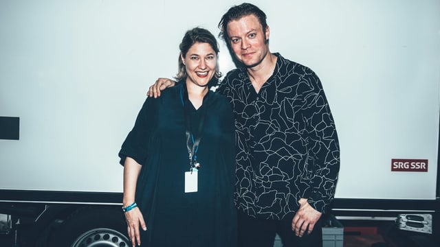 SRF 3-Moderatorin Anic Lautenschlager mit Mando Diao-Frontmann Björn Dixgård SRF 3-Moderatorin Anic Lautenschlager mit Mando Diao-Frontmann Björn Dixgård