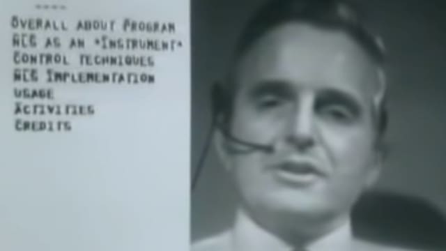 Ein Standbild aus Douglas Engelbarts Präsentation von 1968. Ein Standbild aus Douglas Engelbarts Präsentation von 1968.