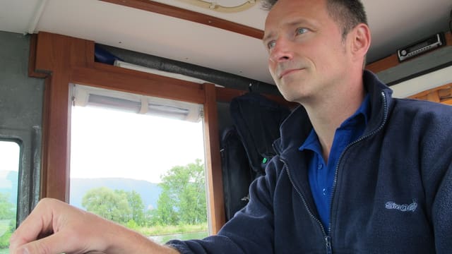 Studer am Steuer der «MS Biber» Studer am Steuer der «MS Biber»