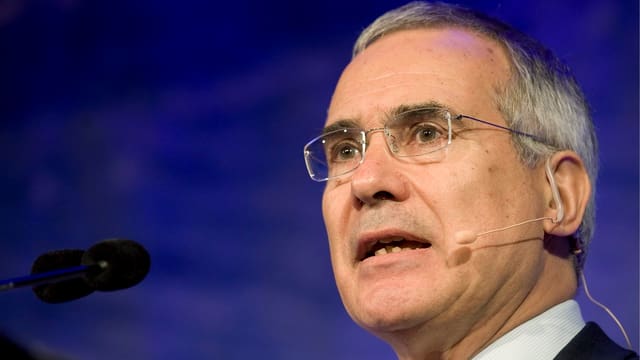 Nicholas Stern Nicholas Stern