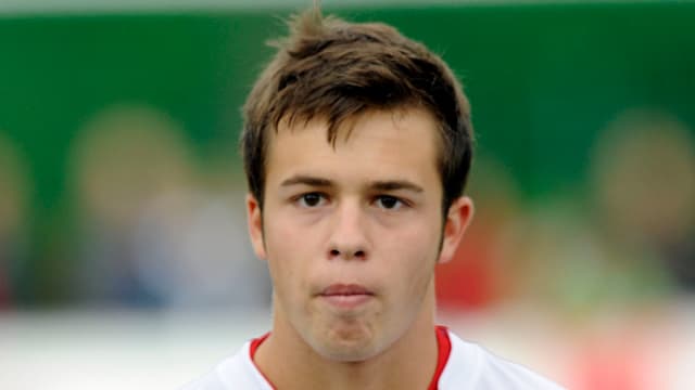 Der 20-jährige Tessiner wechselte auf diese Saison hin in die Serie A. Die letzte Spielzeit hatte er als Stamm-Mittelfeldspieler bei Portogruaro Summaga in der dritthöchsten italienischen Liga verbracht.