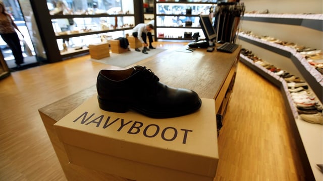 Navyboot-Filiale. Navyboot-Filiale.