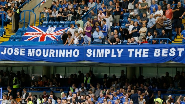 Chelsea-Fans heissen Mourinho willkommen. Chelsea-Fans heissen Mourinho willkommen.