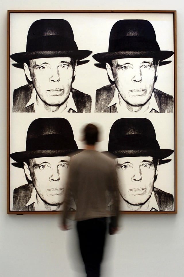 Andy Warhol Druck mit viermal Beuys-Portrait. Andy Warhol Druck mit viermal Beuys-Portrait.