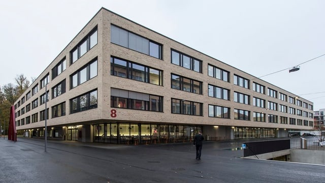 Das PH-Gebäude von aussen. Das PH-Gebäude von aussen.