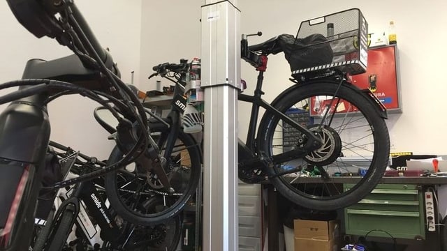 Velo in der Werkstatt Velo in der Werkstatt