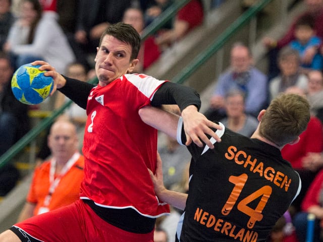 Andy Schmid wird künftig wieder für die Schweiz auflaufen. Andy Schmid wird künftig wieder für die Schweiz auflaufen.