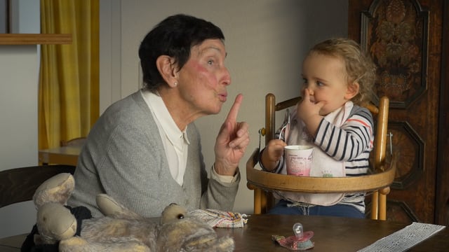 Video «Falten - Eine Auseinandersetzung mit dem Älterwerden» abspielen Video «Falten - Eine Auseinandersetzung mit dem Älterwerden» abspielen