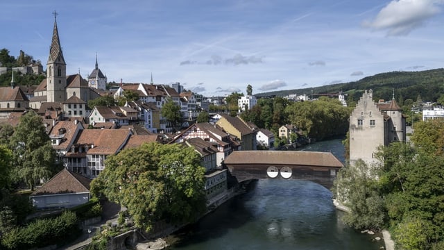 Stadt Baden mit Limmat. Stadt Baden mit Limmat.