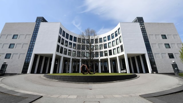 Die Bundesanwaltschaft in Karlsruhe hat die Ermittlungen aufgenommen. Die Bundesanwaltschaft in Karlsruhe hat die Ermittlungen aufgenommen.