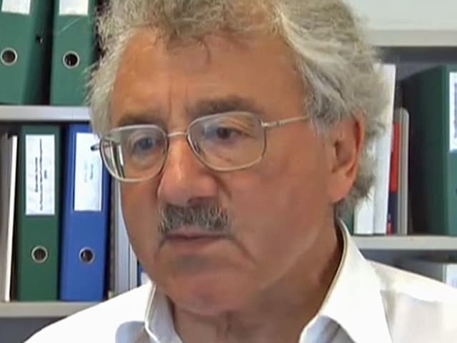 Rainer Schweizer. Rainer Schweizer.