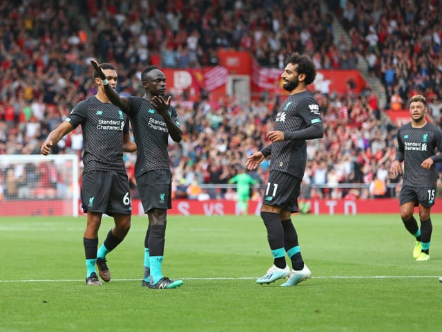 Sadio Mané bejubelt seinen Treffer gegen Southampton mit seinen Mitspielern. Sadio Mané bejubelt seinen Treffer gegen Southampton mit seinen Mitspielern.