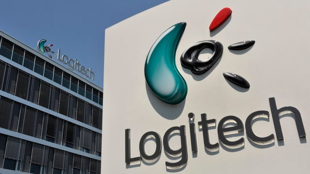 Logitech-Logo vor dem Firmensitz. Logitech-Logo vor dem Firmensitz.
