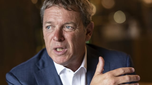 GastroSuisse-Präsident Casimir Platzer will, dass deutlich rascher gelorckert wird. GastroSuisse-Präsident Casimir Platzer will, dass deutlich rascher gelorckert wird.