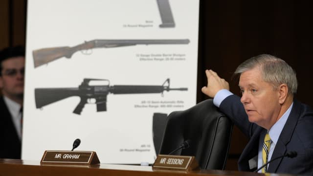 Der republikanische Senator Lindsey Graham spricht im Senat. Der republikanische Senator Lindsey Graham spricht im Senat.