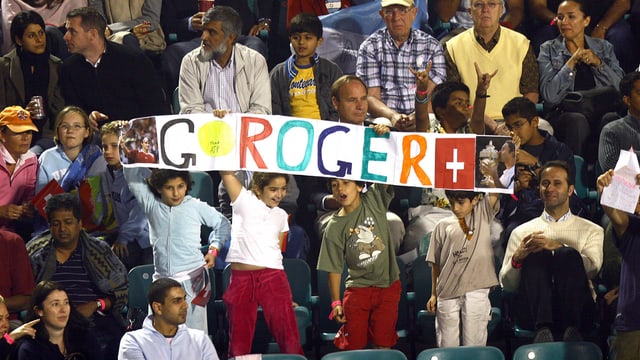 Federer-Fans in Dubai. Federer-Fans in Dubai.