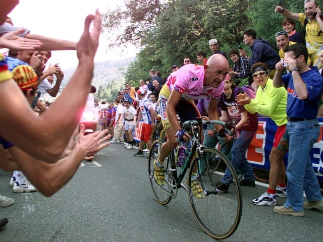 Marco Pantani am Giro d'Italia 1999. Marco Pantani am Giro d'Italia 1999.