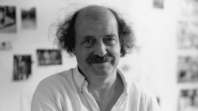 Video «Porträt über Urs Widmer aus der Reihe «LiteraTour de Suisse» (1999)» abspielen Video «Porträt über Urs Widmer aus der Reihe «LiteraTour de Suisse» (1999)» abspielen