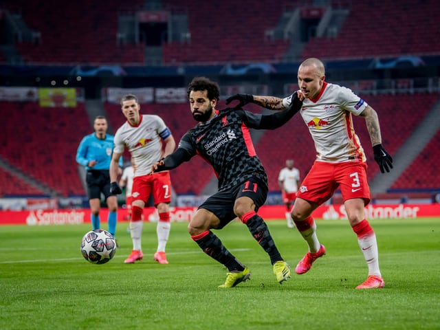 Liverpools Mohamed Salah und Leipzigs Angeliño. Liverpools Mohamed Salah und Leipzigs Angeliño.