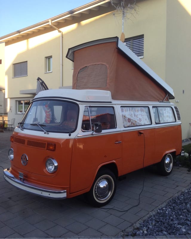 Mit diesem Bus tuckert SRF 3 Hörer Pascal nächstes Jahr 9 Wochen lang durch Italien - mit Kind und Kegel.