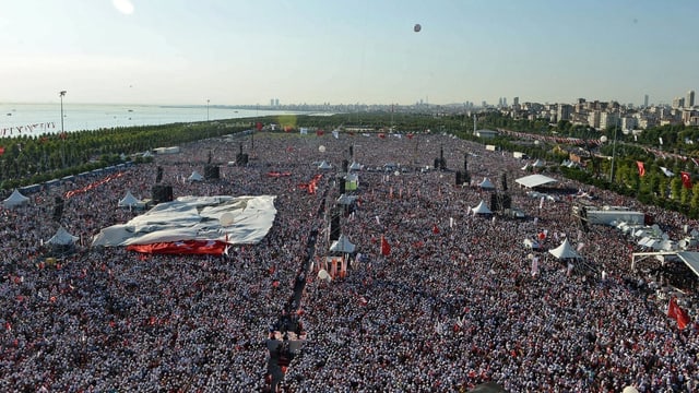 Massendemo in Istanbul am 9. Juli 2017 Massendemo in Istanbul am 9. Juli 2017