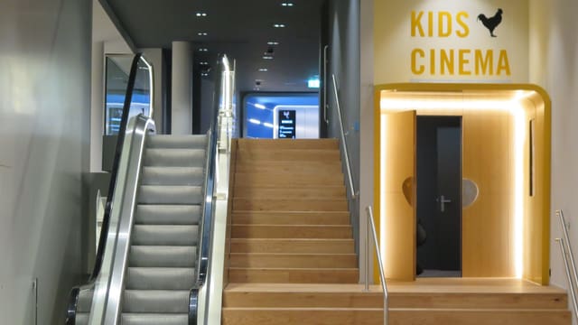 Eingang zu einem speziellen Kinderkino Eingang zu einem speziellen Kinderkino