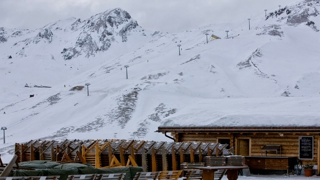 Stehender Sessellift in Arosa. Stehender Sessellift in Arosa.
