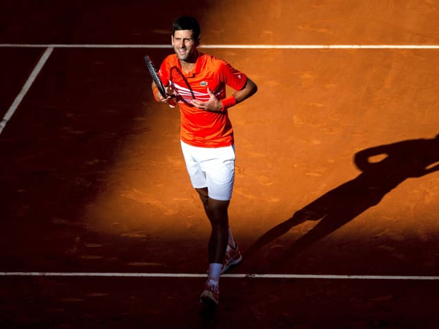 Novak Djokovic mit seiner bekannten Jubelgeste. Novak Djokovic mit seiner bekannten Jubelgeste.