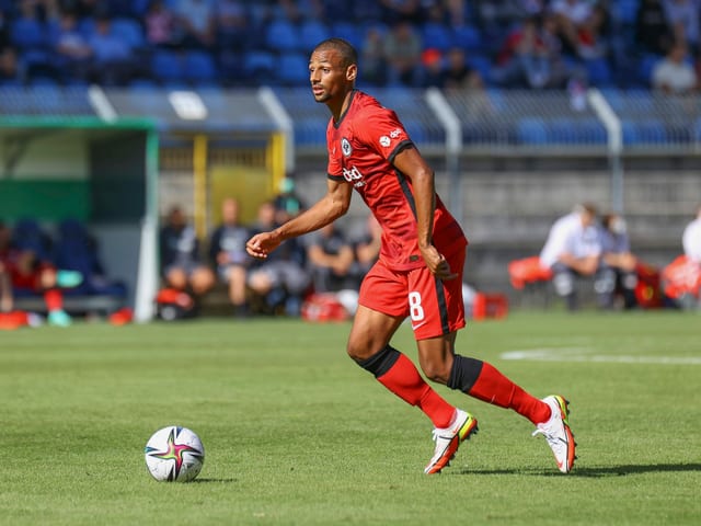 Djibril Sow bei einem Spiel