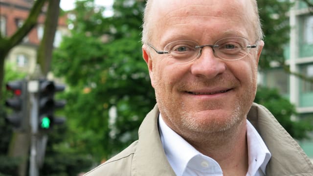 Pfarrer Lorenz Hänni. Pfarrer Lorenz Hänni.
