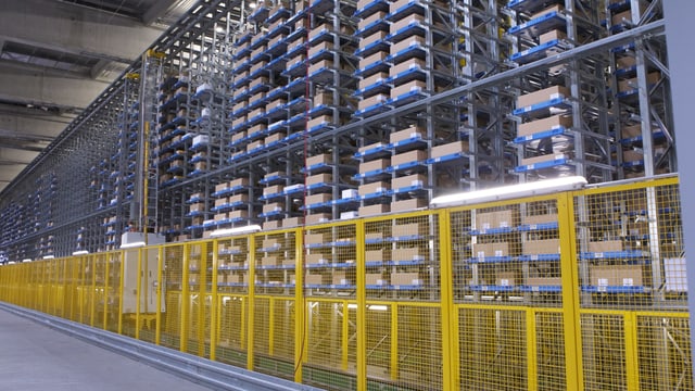Das Migros-Tiefkühllager in Neuendorf Das Migros-Tiefkühllager in Neuendorf