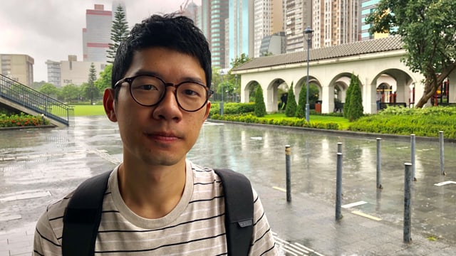 Nathan Law mit Brille. Nathan Law mit Brille.