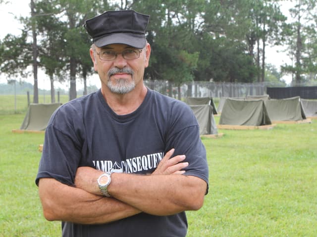 Ein Porträt von Glenn Ellison. Er ist Gründer eines der Erziehungscamps. Ein Porträt von Glenn Ellison. Er ist Gründer eines der Erziehungscamps.