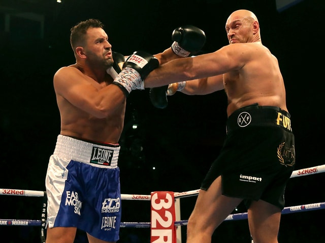 Sefer Seferi kämpft gegen Tyson Fury. Sefer Seferi kämpft gegen Tyson Fury.