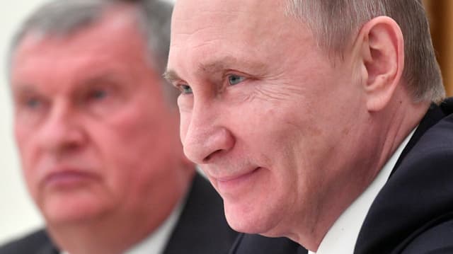 Setschin und Putin in Nahaufnahme. Setschin und Putin in Nahaufnahme.