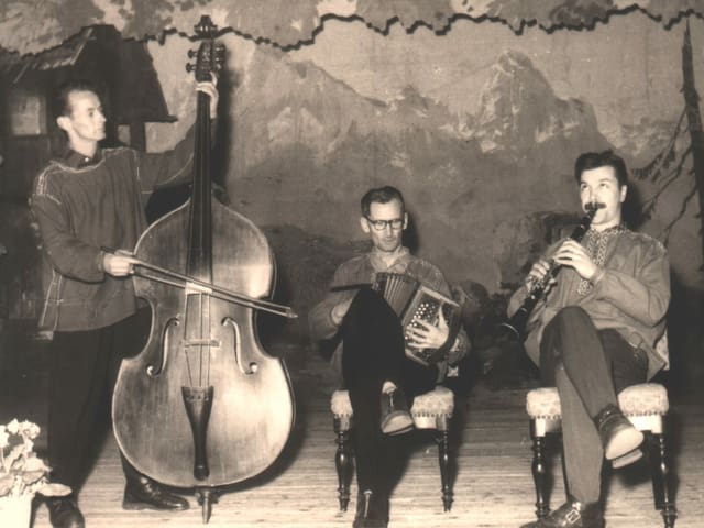 ina chapella da musica populara ina chapella da musica populara