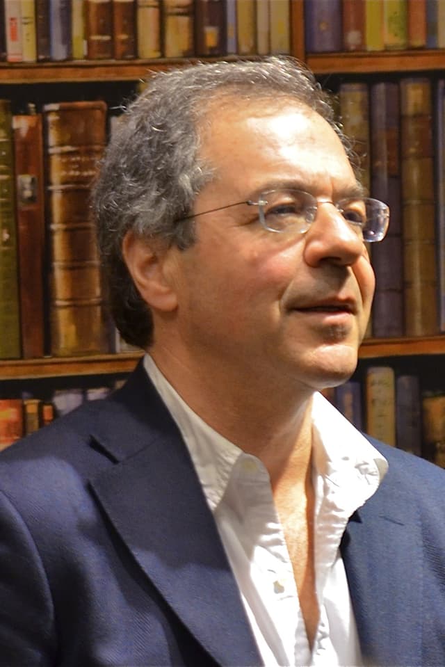 Der Journalist und Dokumentarfilmer Göran Rosenberg, Autor von "Ein kurzer Aufenthalt", Porträtaufnahme. Der Journalist und Dokumentarfilmer Göran Rosenberg, Autor von "Ein kurzer Aufenthalt", Porträtaufnahme.