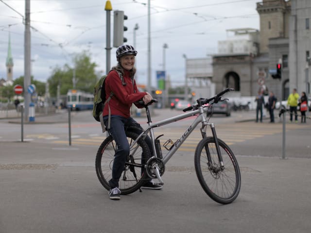 Verena: «Einmal im Monat fahre ich auf den Uetliberg.»