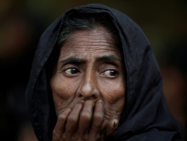 Ältere Rohingya-Frau Ältere Rohingya-Frau