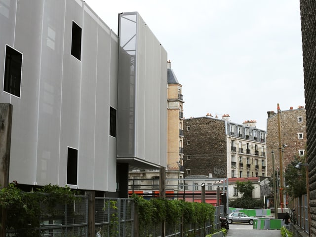 Aussenansicht eines Neubaus. Aussenansicht eines Neubaus.