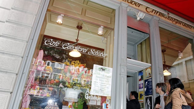 Eingang des Café Schober in Zürich Eingang des Café Schober in Zürich