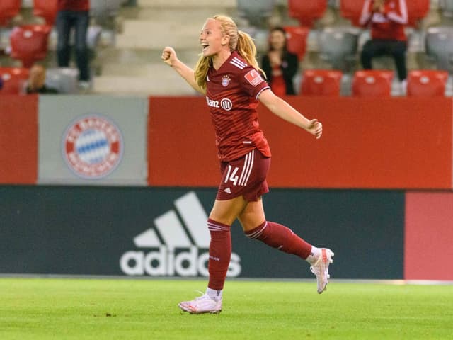 Glodis Viggosdottir jubelt