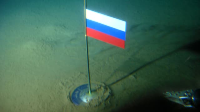 Russische Titanfahne auf dem Meeresgrund am Nordpol. Russische Titanfahne auf dem Meeresgrund am Nordpol.