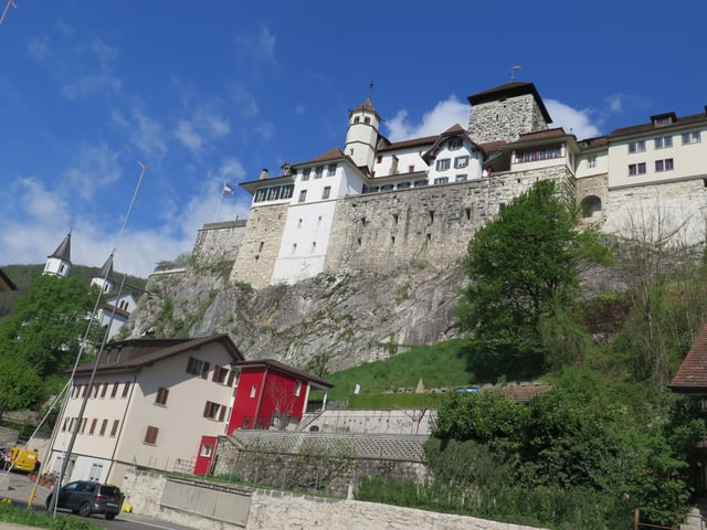 Aarburg von unten Aarburg von unten