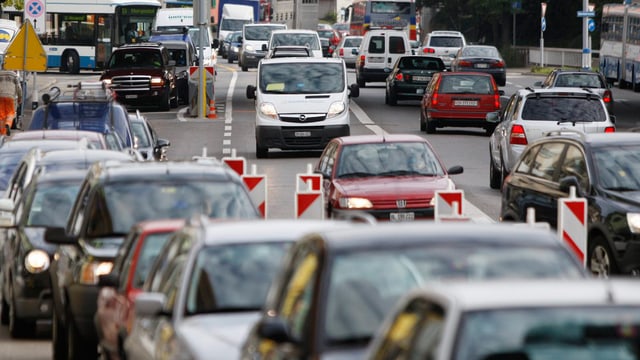 Video «Nicht ohne mein Auto» abspielen Video «Nicht ohne mein Auto» abspielen