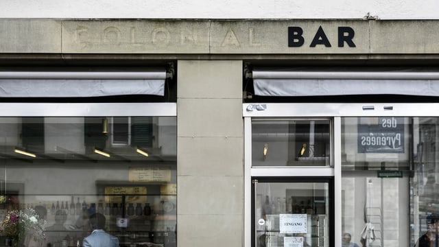 Die Buchstaben der Bar wurden kürzlich abmontiert. Die Buchstaben der Bar wurden kürzlich abmontiert.