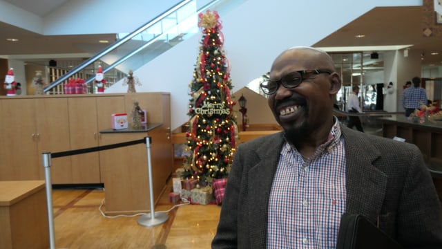 Gabe Okoye ist der Vorsitzende der demokratischen Partei von Gwinnett County. Gabe Okoye ist der Vorsitzende der demokratischen Partei von Gwinnett County.